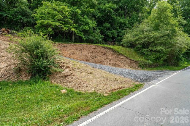 9999 Morgan Branch Road, Weaverville, NC 28787