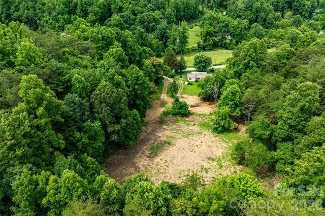 9999 Morgan Branch Road, Weaverville, NC 28787