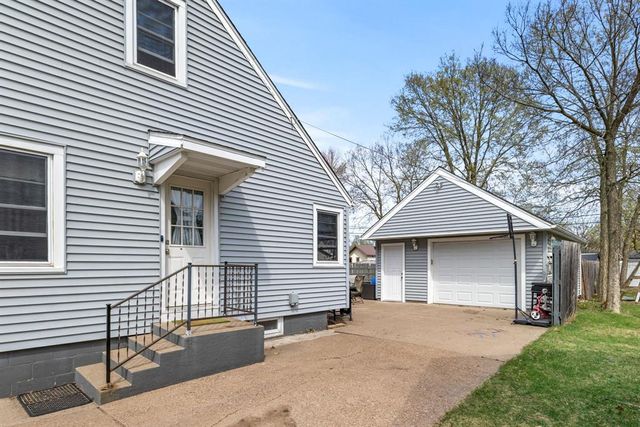 2931 8th Street, Eau Claire, WI 54703