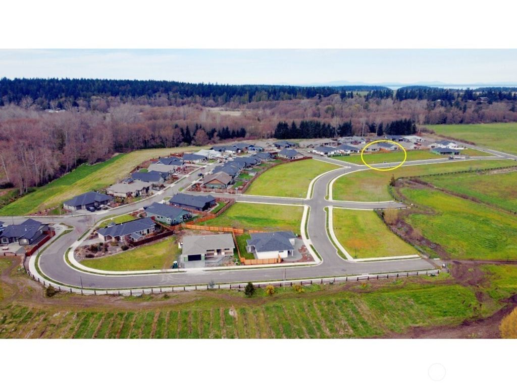 121 Dover Lane, Sequim, WA 98382