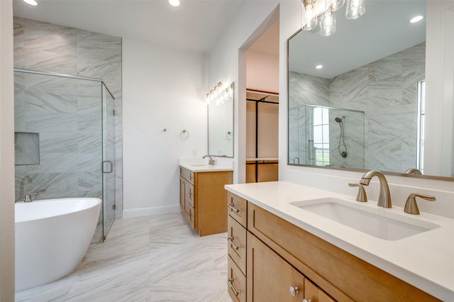 221 Arborwood Drive, Waller, TX 77484