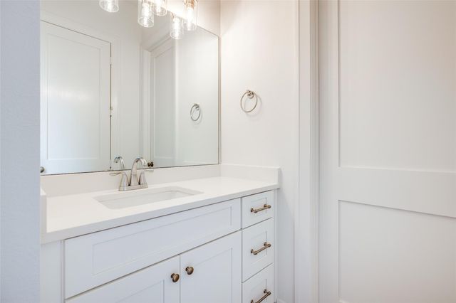 221 Arborwood Drive, Waller, TX 77484