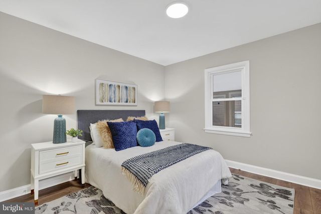 1202 PARKER AVE, Hyattsville, MD 20782