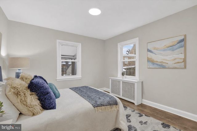 1202 PARKER AVE, Hyattsville, MD 20782