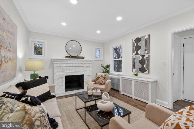 1202 PARKER AVE, Hyattsville, MD 20782