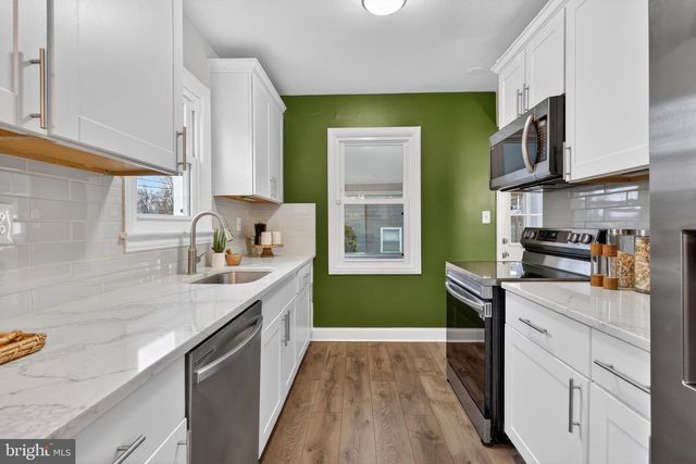 1202 PARKER AVE, Hyattsville, MD 20782