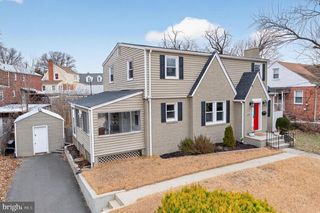 1202 PARKER AVE, Hyattsville, MD 20782