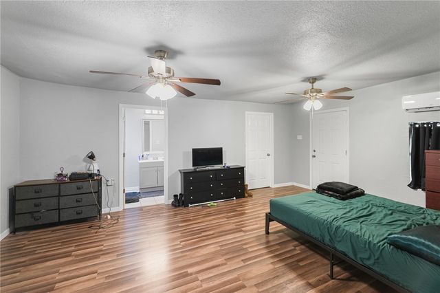 259 N County Road 1043, Kingsville, TX 78363