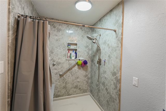 259 N County Road 1043, Kingsville, TX 78363