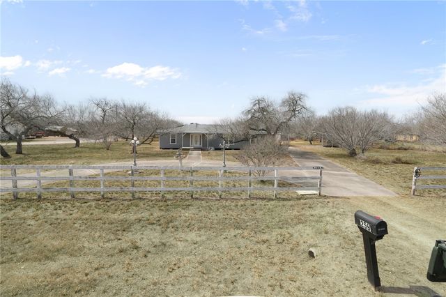259 N County Road 1043, Kingsville, TX 78363