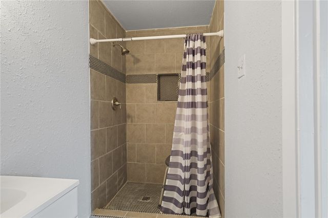 259 N County Road 1043, Kingsville, TX 78363