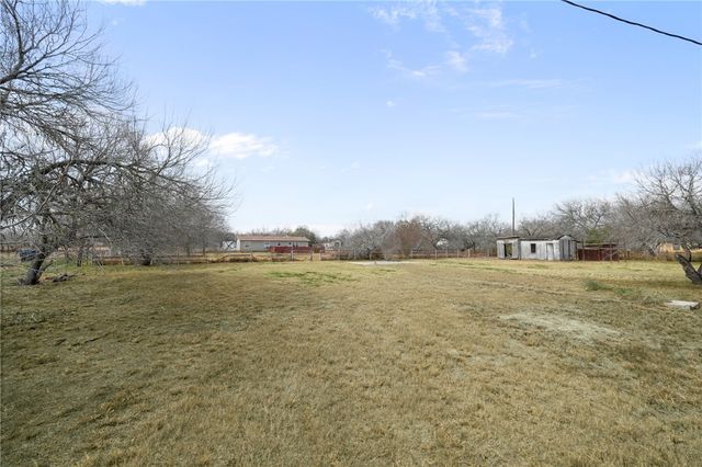259 N County Road 1043, Kingsville, TX 78363