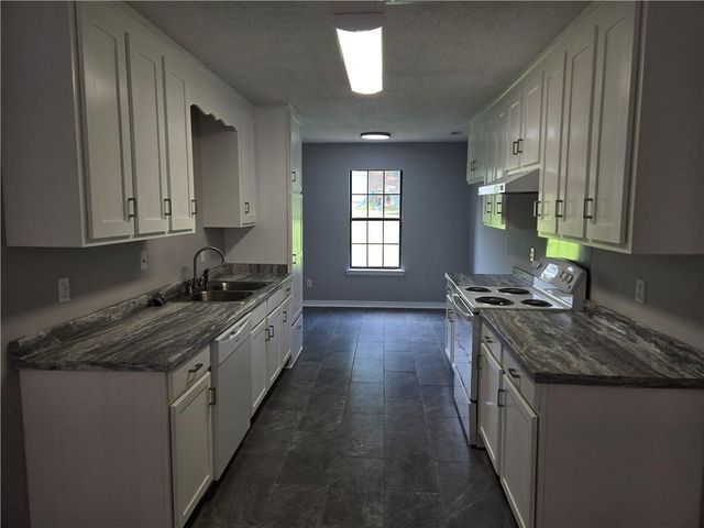 381 Norton Road, Mobile, AL 36608