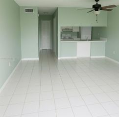 291 NW 177th St C-204, Miami Gardens, FL 33169