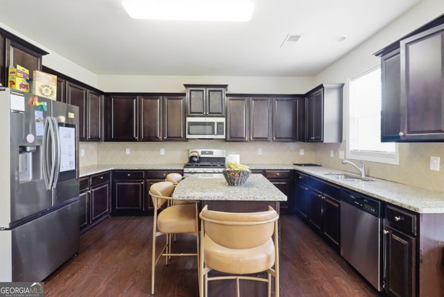 2574 Saint Paul Drive SW, Atlanta, GA 30331