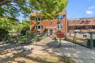 3950 Throggs Neck Expressway, Bronx, NY 10465
