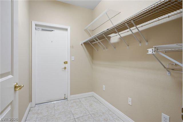 2261 Hot Oak Ridge Street, Las Vegas, NV 89134