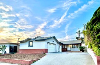 1045 Marvista Avenue, Seal Beach, CA 90740