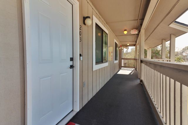 603 Wagon Wheel Rd Apt 203, Myrtle Beach, SC 29572