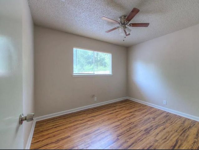 1124 Gardner RD B, Austin, TX 78721