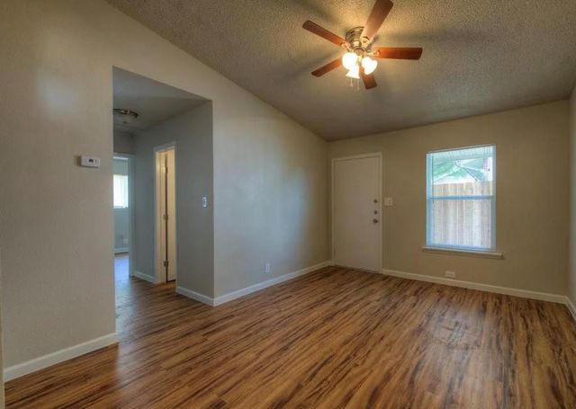 1124 Gardner RD B, Austin, TX 78721