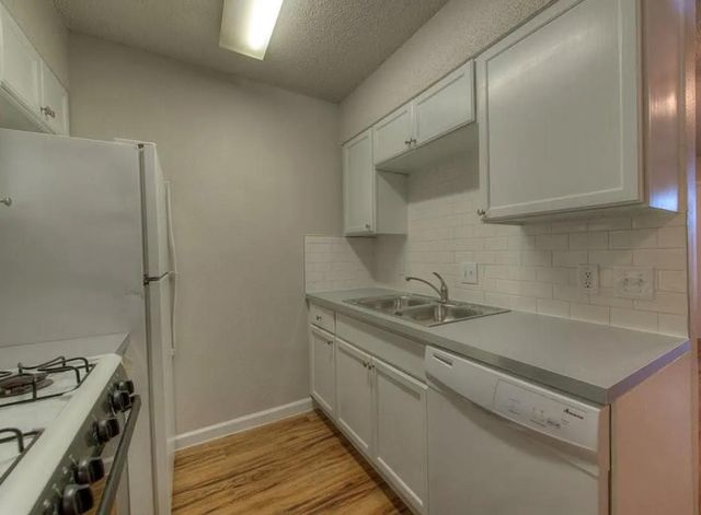 1124 Gardner RD B, Austin, TX 78721