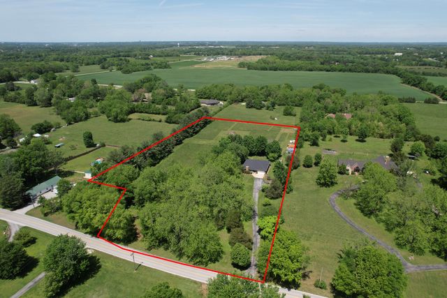 5277 E Farm Road 194, Rogersville, MO 65742