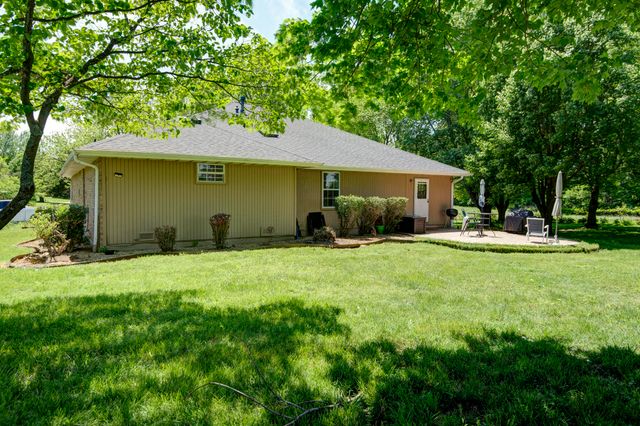 5277 E Farm Road 194, Rogersville, MO 65742