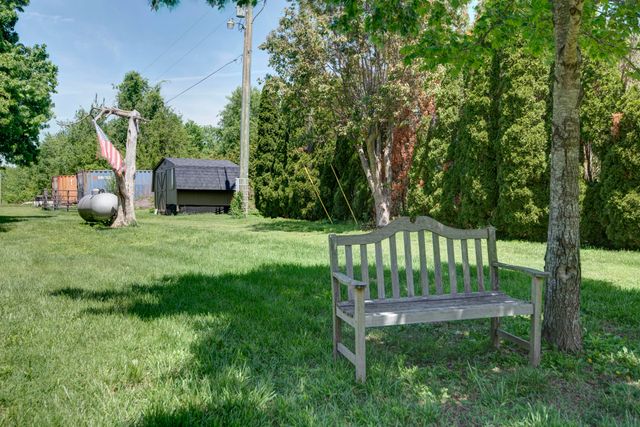 5277 E Farm Road 194, Rogersville, MO 65742
