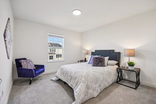 25504 W Rocky Creek Road, Plainfield, IL 60586