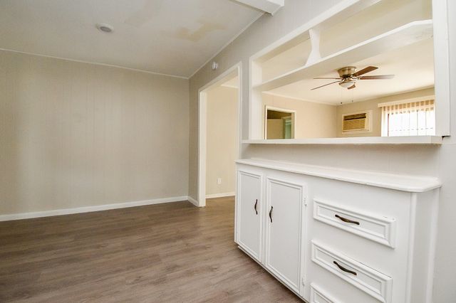 7006 England Street, Houston, TX 77021