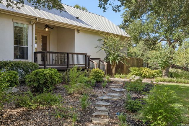 252 WELL SPGS, Boerne, TX 78006