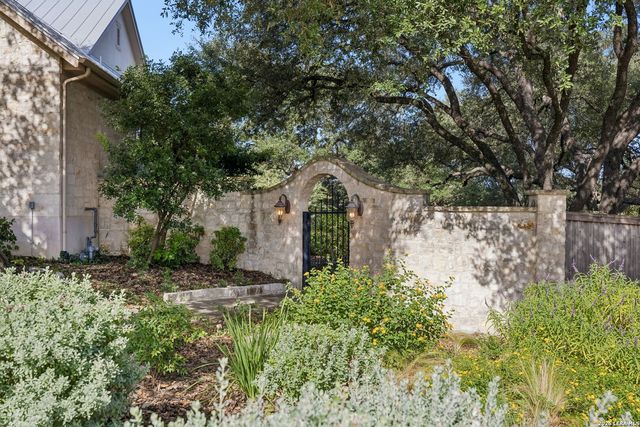 252 WELL SPGS, Boerne, TX 78006