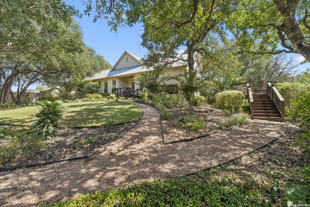 252 WELL SPGS, Boerne, TX 78006