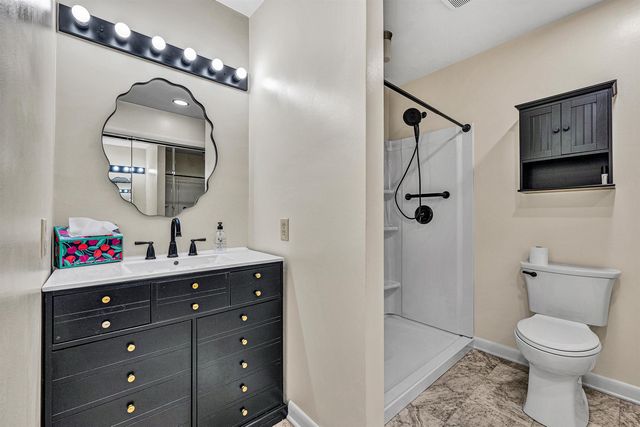 407 Windward DR, Roanoke, VA 24018