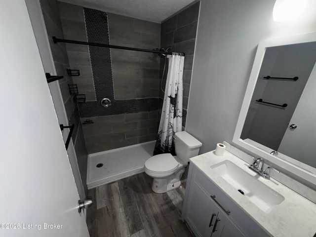 2666 Lake Rd, Radcliff, KY 40160