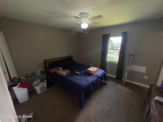 2666 Lake Rd, Radcliff, KY 40160