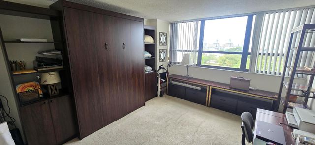 5600 N Flagler Drive 801, West Palm Beach, FL 33407