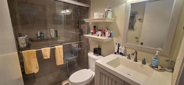 5600 N Flagler Drive 801, West Palm Beach, FL 33407