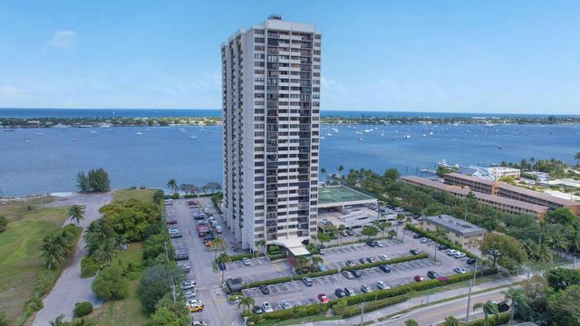 5600 N Flagler Drive 801, West Palm Beach, FL 33407
