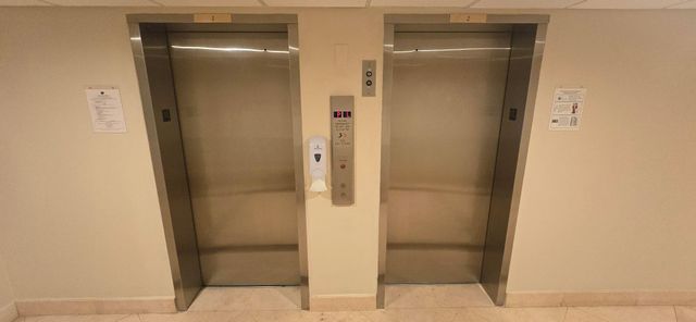 5600 N Flagler Drive 801, West Palm Beach, FL 33407