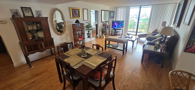 5600 N Flagler Drive 801, West Palm Beach, FL 33407