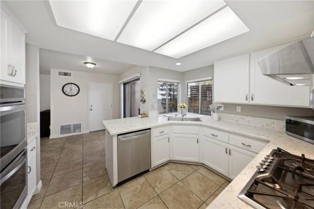 6042 Crestmont, Chino Hills, CA 91709