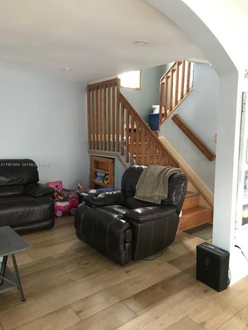 16274 SW 139th Ct, Miami, FL 33177