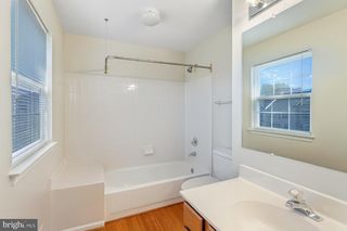 12911 HYANNIS LN, Woodbridge, VA 22193