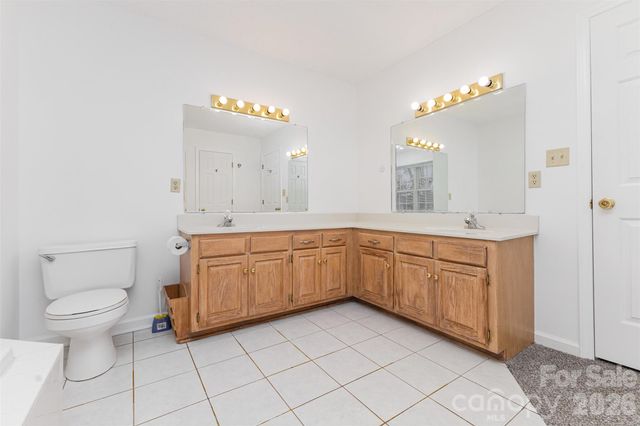 570 29th Avenue Drive NW, Hickory, NC 28601