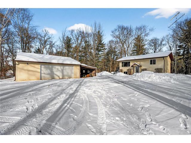 N6450 Ellsworth Lake Dr., Spooner, WI 54801