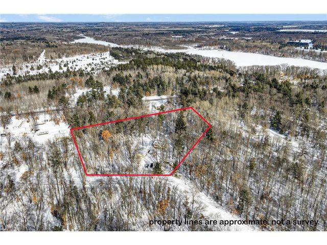N6450 Ellsworth Lake Dr., Spooner, WI 54801