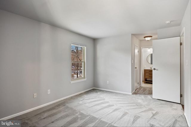 321 TAVISTOCK RD, Cherry Hill, NJ 08034