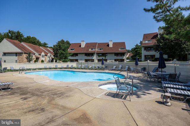 321 TAVISTOCK RD, Cherry Hill, NJ 08034